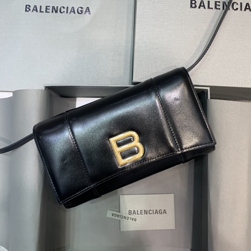 발렌시아가 B버클 WOC 숄더백