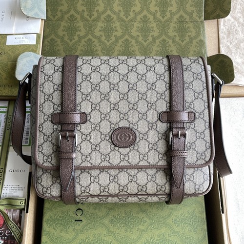 구찌 658542 GG 수프림 메신저백