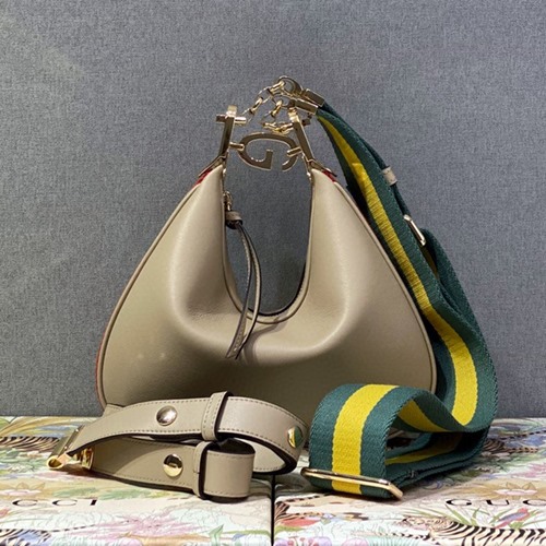 구찌 699409 GG 수프림 아따슈 스몰 숄더백