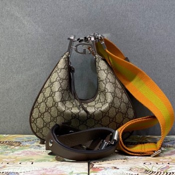 구찌 699409 GG 수프림 아따슈 스몰 숄더백