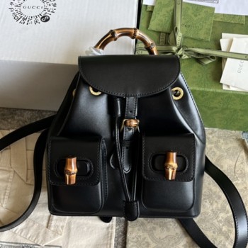 구찌 702101 레더 뱀부 백팩