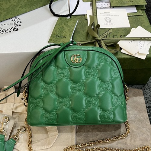 구찌 702229 GG 마틀라세 래더 숄더백