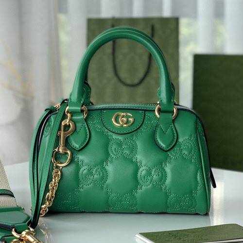 구찌 702251 GG 마틀라세 레더 탑 핸들백