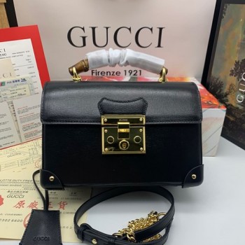 구찌 GG 수프림 패드락 숄더백