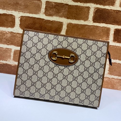 구찌 GG 수프림 홀스빗 클러치백