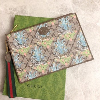 구찌 타이거 파우치 클러치백