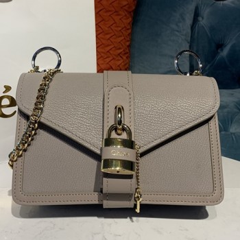 끌로에 애비 체인 숄더백