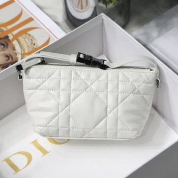 디올 TRAVEL NOMAD 트래블 노마드 파우치 15cm