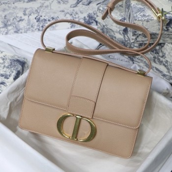 디올 몽테뉴 몽테인 박스백