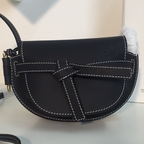 로에베 GATE 게이트백 15cm