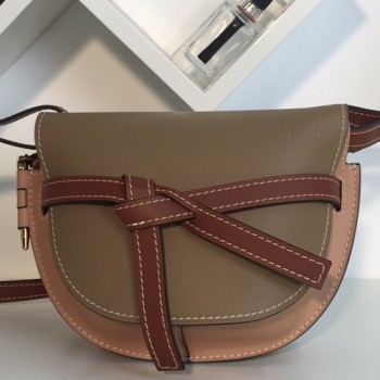 로에베 GATE 게이트백 20cm