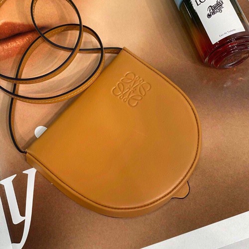 로에베 HEEL 힐 미니 파우치백