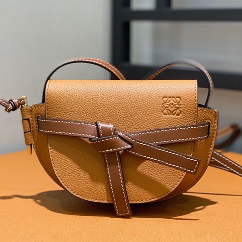 로에베 MINI GATE 미니 게이트백