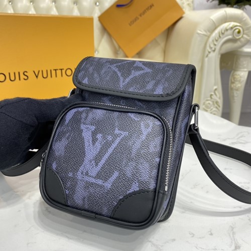 루이비통 NANO AMAZON 나노 아마존 메신저백