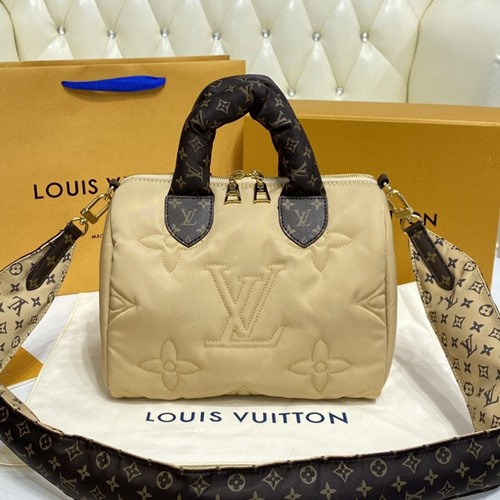 루이비통 나일론 패딩 스피디 반둘리에 25cm