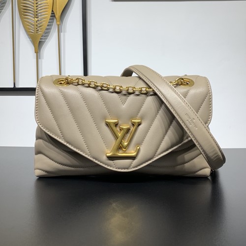 루이비통 뉴 웨이브 체인백