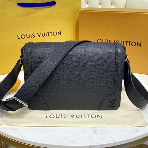 루이비통 뉴 플랩 메신저백