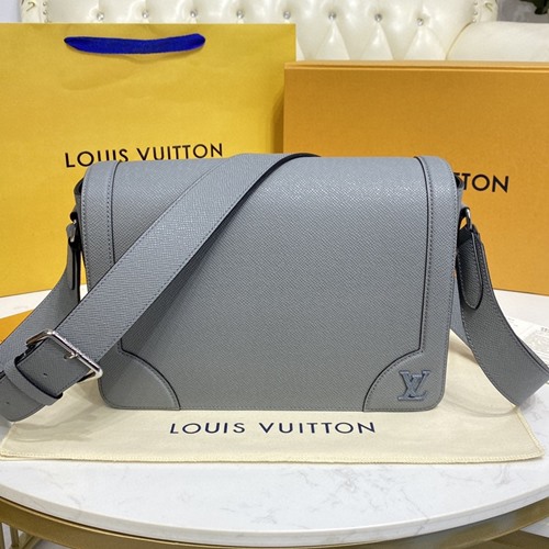 루이비통 뉴 플랩 메신저백