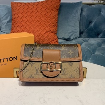 루이비통 모노그램 도핀 체인 월릿