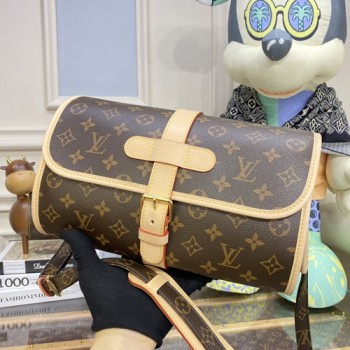 루이비통 모노그램 말누 숄더백