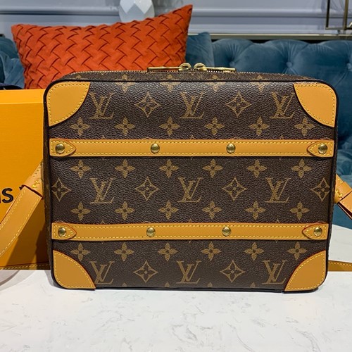 루이비통 모노그램 소프트 트렁크 메신저 PM