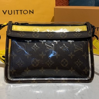 루이비통 모노그램 트라이앵글 메신저백