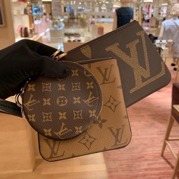 루이비통 모노그램 트리오 파우치