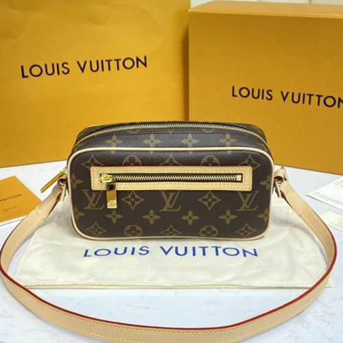 루이비통 모노그램 포쉐트 시떼 숄더백 PM