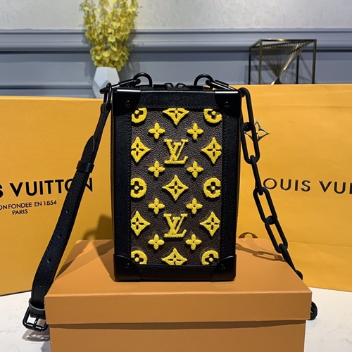 루이비통 미니 소프트 트렁크백