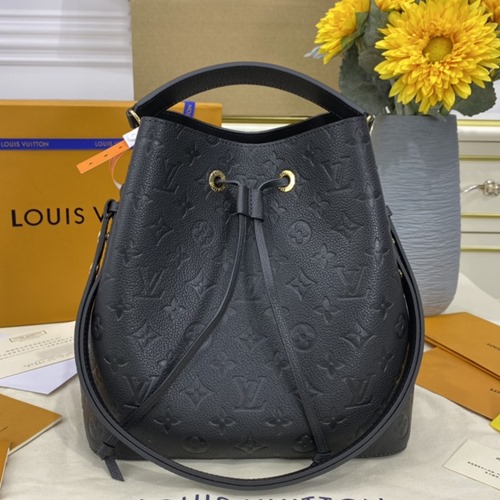 루이비통 바이컬러 모노그램 앙프렝뜨 플랜트 느와르 네오노에 MM