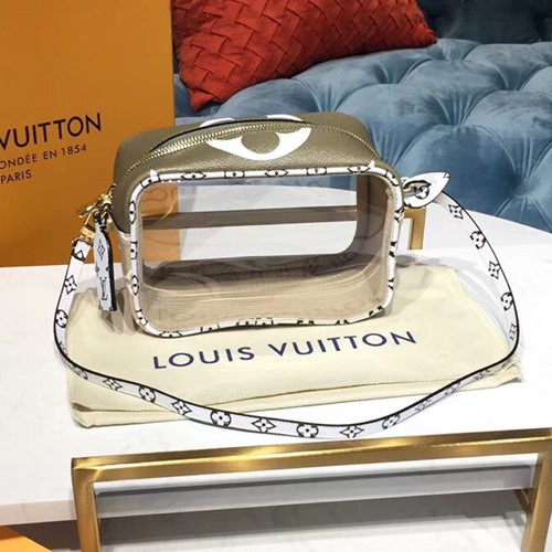 루이비통 비치 파우치