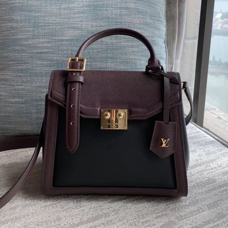 루이비통 아치백 PM