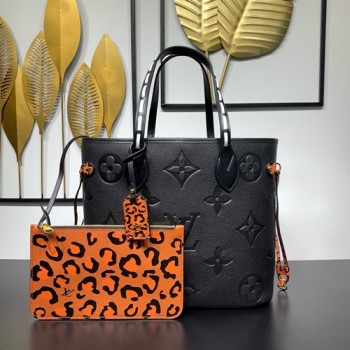 루이비통 와일드 앳 하트 네버풀 MM