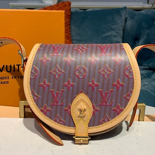 루이비통 워렛트 LV팝 탬버린백