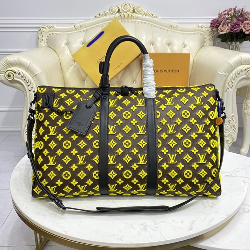 루이비통 트라이앵글 키폴 반둘리에 50cm