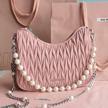 미우미우 5BH211 MATELASSE 마테라쎄 나파 진주 숄더백
