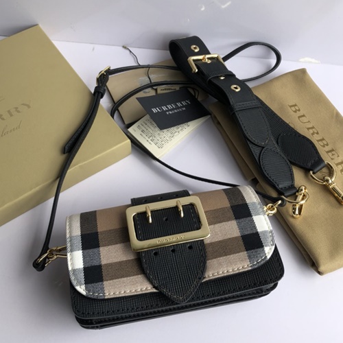 버버리 THE BUCKLE 버클백 16cm