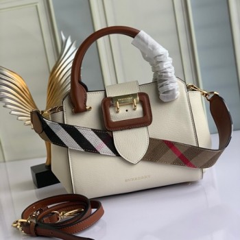 버버리 THE BUCKLE 버클백 24cm