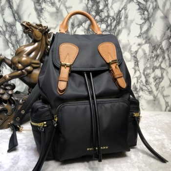 버버리 THE RUCKSACK 럭색 백팩