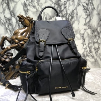 버버리 THE RUCKSACK 럭색 백팩
