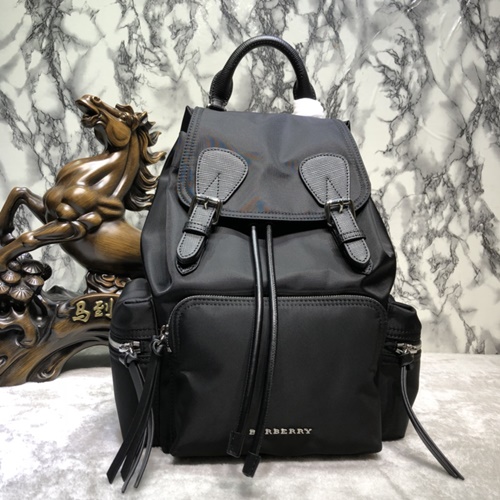 버버리 THE RUCKSACK 럭색 백팩