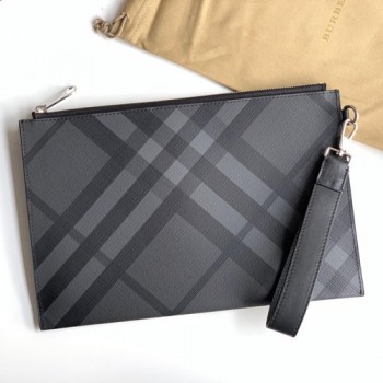 버버리 런던 체크 클러치백