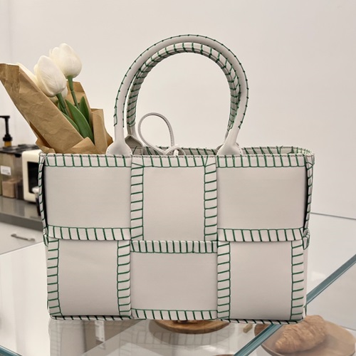 보테가 베네타 652867 아르코 토트백 30cm