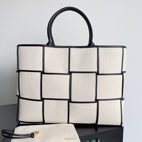 보테가 베네타 680165 아르코 토트백 47cm