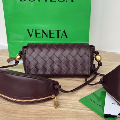 보테가 베네타 717429 파우치 스트랩 크로스백