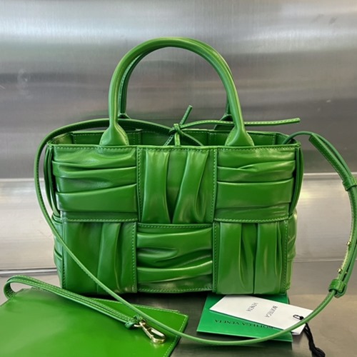 보테가 베네타 729042 인트레치아토 미니 아르코 토트백