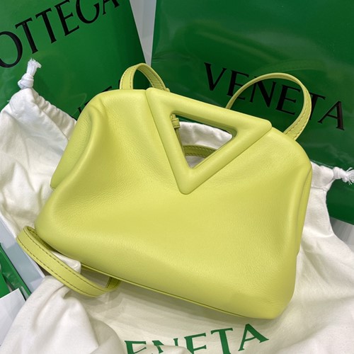 보테가 베네타 THE TRIANGLE 더 트라이앵글 백