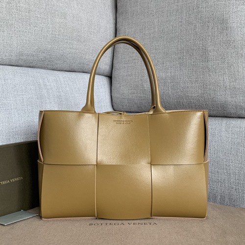 보테가 베네타 아르코 토트백 39cm