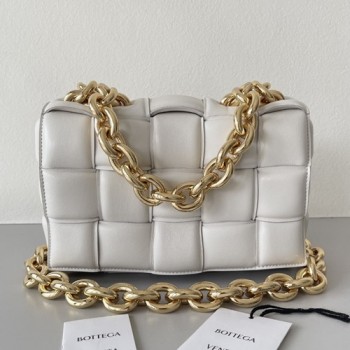 보테가 베네타 체인 파우치 카세트백