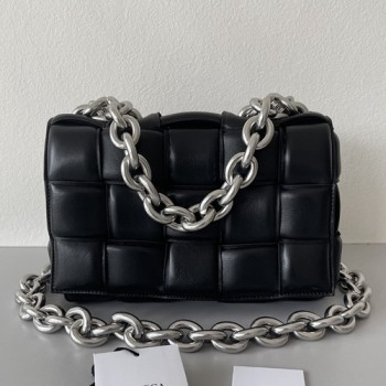 보테가 베네타 체인 파우치 카세트백